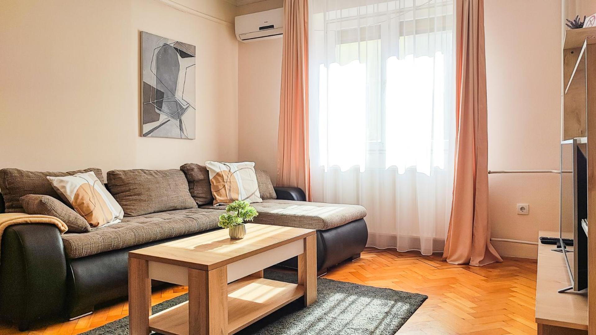 Filinhome Jaksica Suite Novi Sad Exterior photo